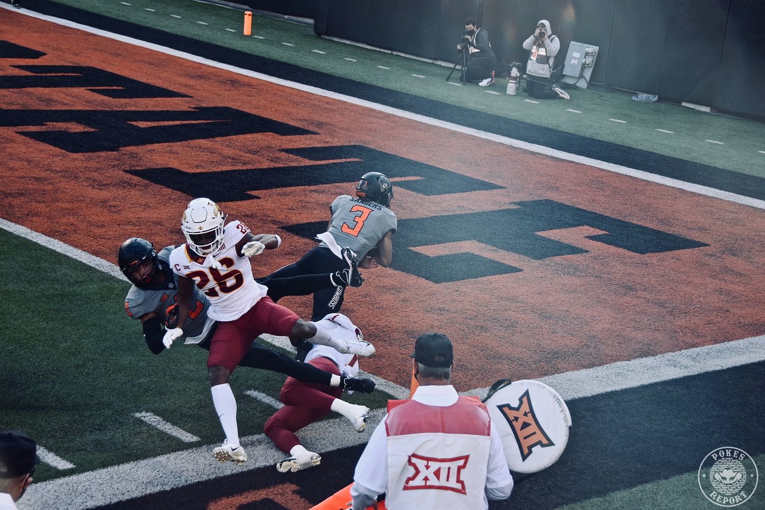 IWST Game Pic Sanders TD Dive